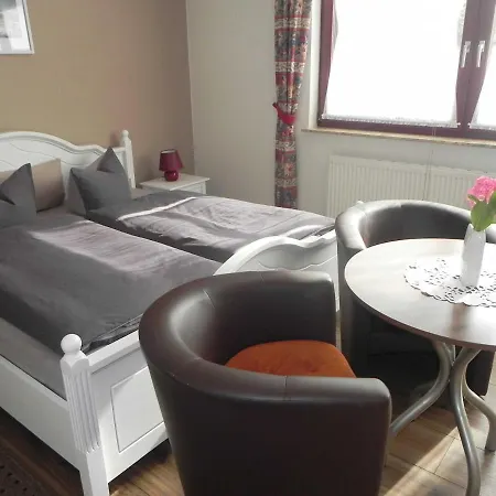 Homestay szállás Ferienunterkuenfte Wie_mann *